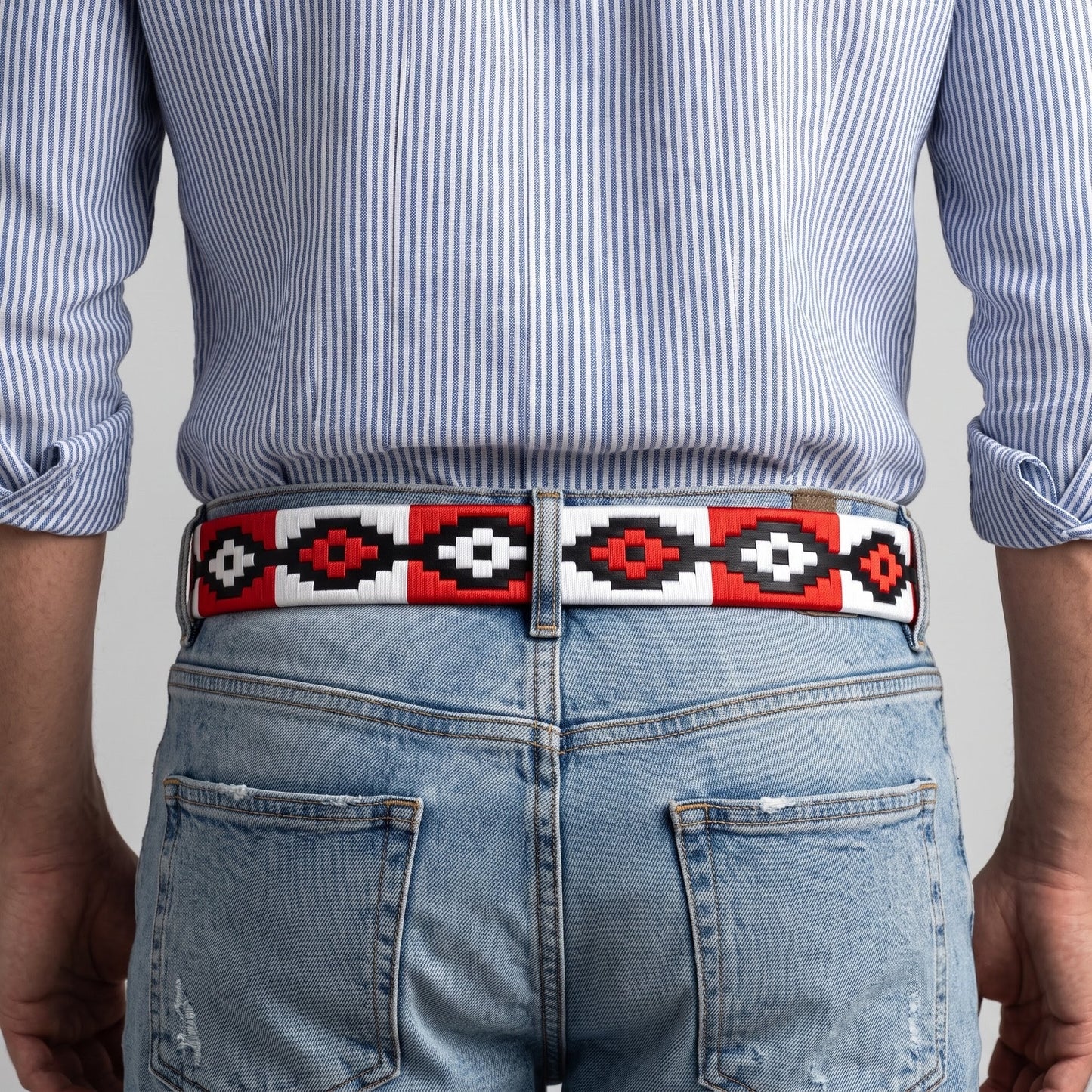 Blaze Mens Leather Belt with Hand Woven Argentine Polo Pattern Model wear showcase rear Black
