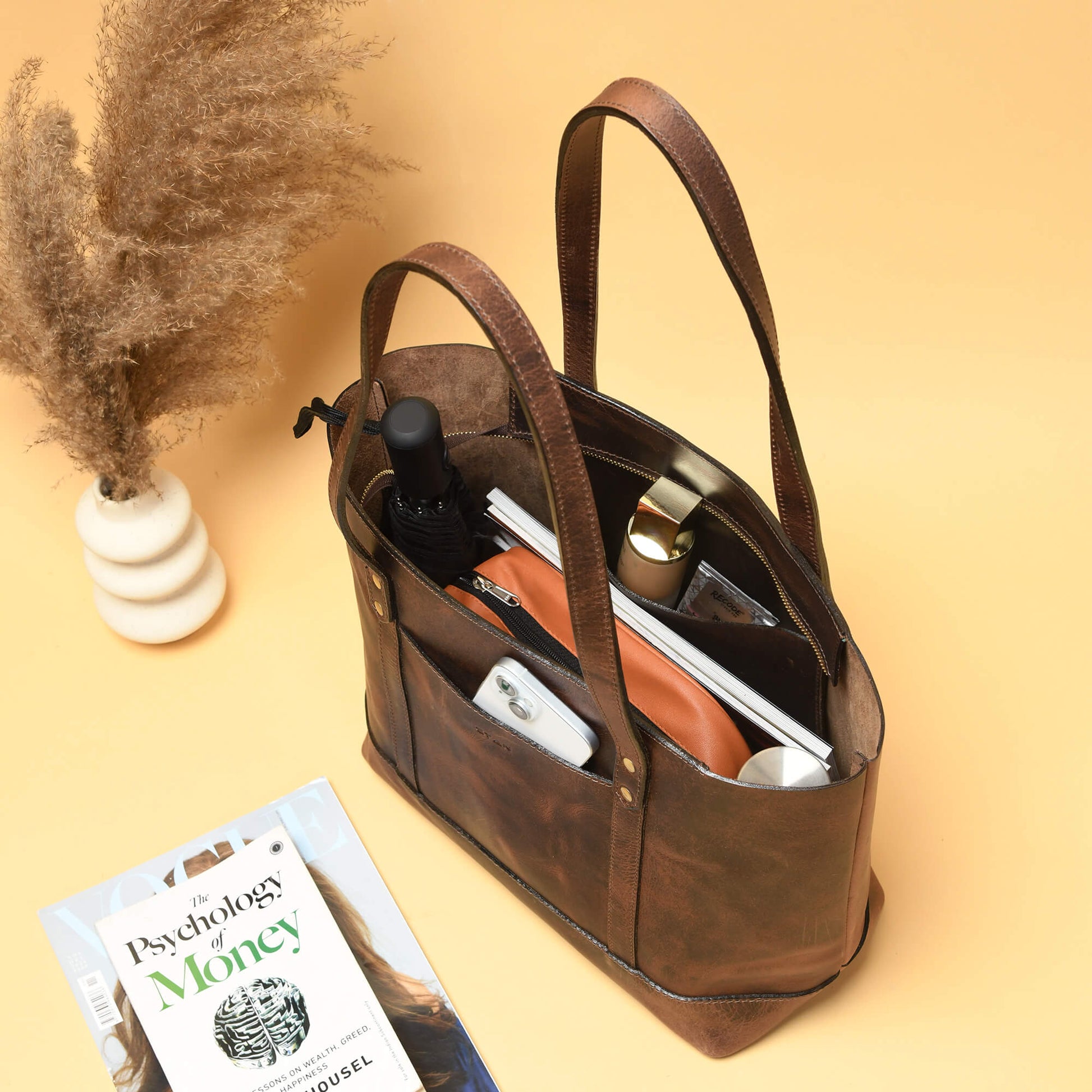 Eliana Classic Zip Closure Lifestyle Burnished Brown