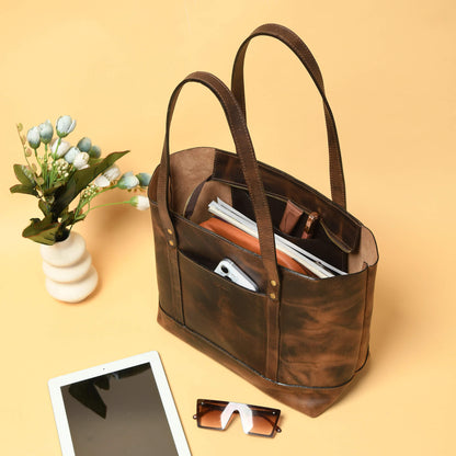 Eliana Classic Zip Closure Lifestyle Saddle Brown
