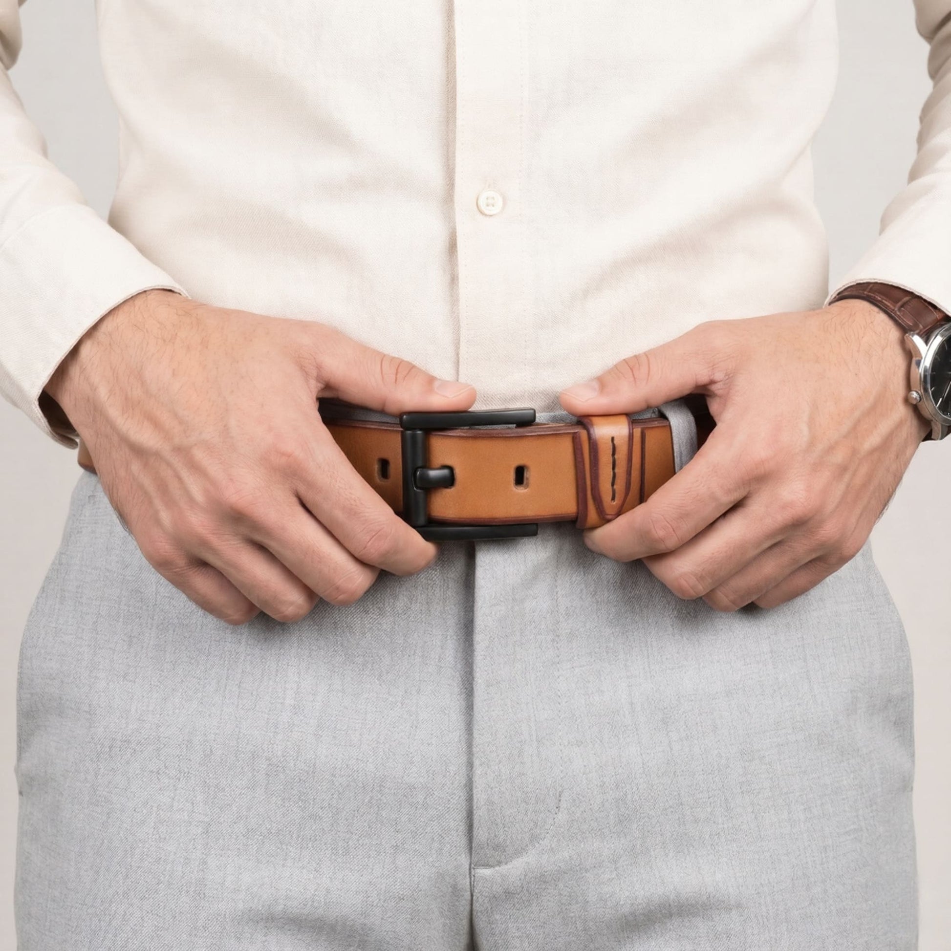 Hammer Elite Mens Full Grain Leather Belt Buckle Closeup Camel Tan