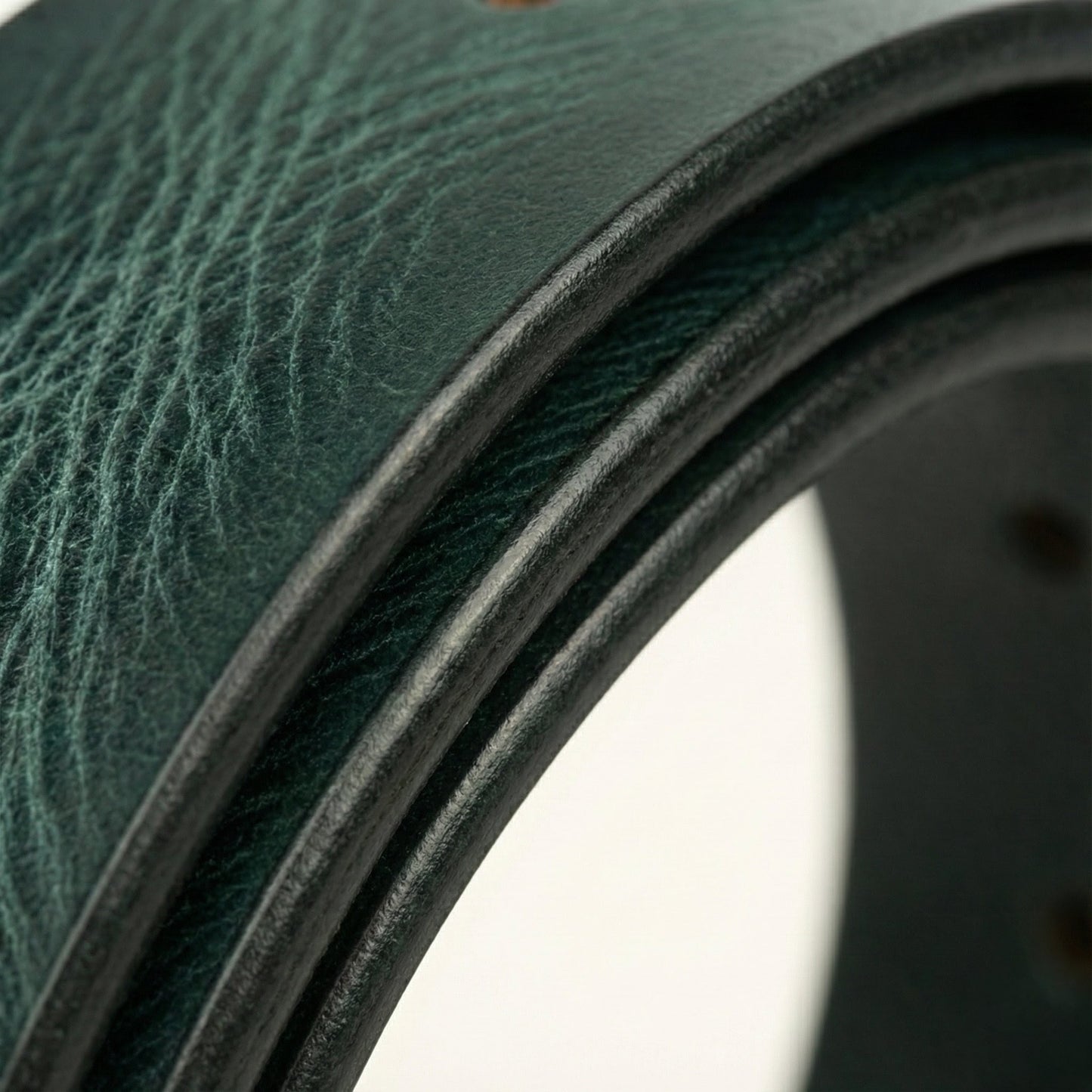 STAN Hammer Mens Full Grain Leather Belt Edge Closeup Forest Green