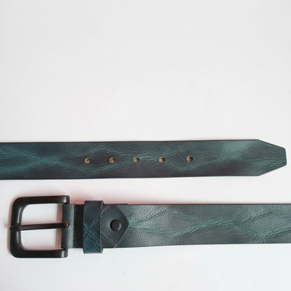 STAN Hammer Mens Full Grain Leather Belt Flat Lay Forest Green