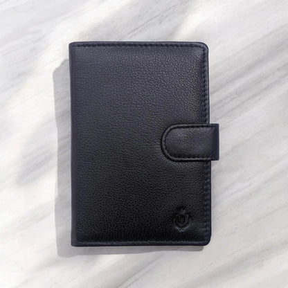 Nomad Snap Leather Passport Holder