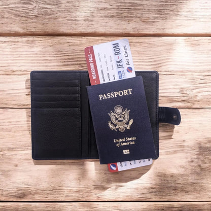 Nomad Snap Leather Passport Holder