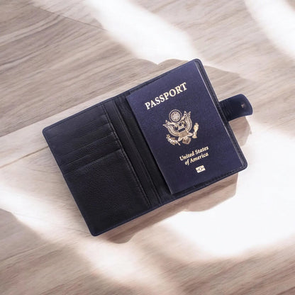 Nomad Snap Leather Passport Holder